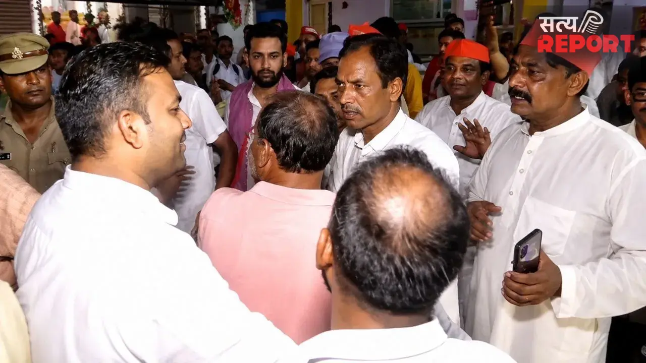 Agra: सपा प्रदेश अध्यक्ष के कार्यक्रम में हंगामा; मुलाकात को लेकर आपस भिड़े कार्यकर्ता, भाजपा पर साधा निशाना