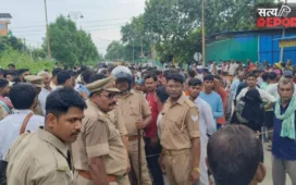 प्रसव के बाद महिला की मौत; NH-29 पर शव रखकर किया हंगामा, डॉक्टर की गिरफ्तारी की मांग पर अड़े परिजन