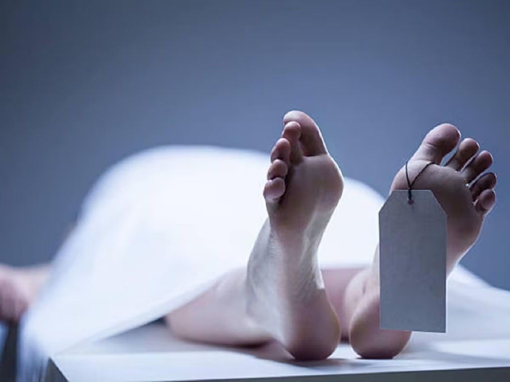 शामली में चार दिन से बंद घर के अंदर मिला सॉफ्टवेयर इंजीनियर का शव, दरवाजा खोलते ही सामने आया हैरान करने वाला मंजर शामली में चार दिन से बंद घर के अंदर मिला सॉफ्टवेयर इंजीनियर का शव, दरवाजा खोलते ही सामने आया हैरान करने वाला मंजर