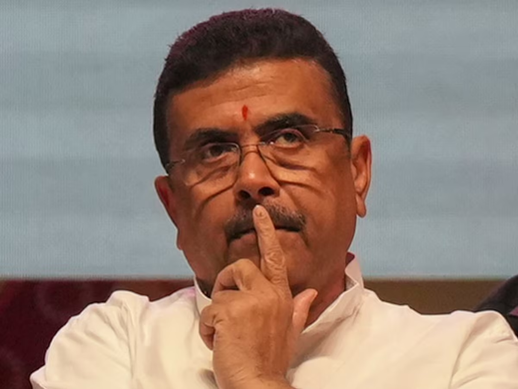बंगाल में रेप और हत्या के आरोपी पर पुलिस की गोली, शुभेंदु अधिकारी बोले- महिलाओं की सुरक्षा में कोई ढिलाई नहीं बंगाल में रेप और हत्या के आरोपी पर पुलिस की गोली, शुभेंदु अधिकारी बोले- महिलाओं की सुरक्षा में कोई ढिलाई नहीं