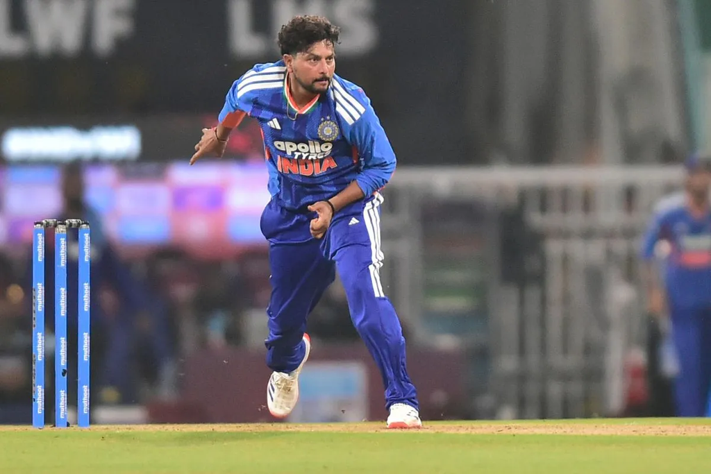 IND vs WI: कुलदीप यादव के निशाने पर बुमराह-अर्शदीप का रिकॉर्ड, 3 विकेट लेते ही रच देंगे इतिहास. IND vs WI: कुलदीप यादव के निशाने पर बुमराह-अर्शदीप का रिकॉर्ड, 3 विकेट लेते ही रच देंगे इतिहास.
