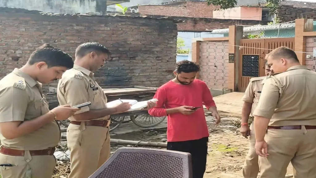 लखनऊ में शराब पार्टी के दौरान दोस्त की बेरहमी से हत्या, ईंट और लोहे की रॉड से सिर पर किए कई वार; आरोपी फरार. लखनऊ में शराब पार्टी के दौरान दोस्त की बेरहमी से हत्या, ईंट और लोहे की रॉड से सिर पर किए कई वार; आरोपी फरार.