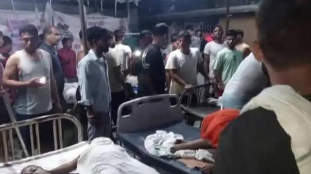 राघोपुर नाव हादसे में 13 लोगों की मौत की खबर, एक ही परिवार के 7 बच्चों ने गंवाई जान; राष्ट्रपति, PM और CM ने जताया दुख राघोपुर नाव हादसे में 13 लोगों की मौत की खबर, एक ही परिवार के 7 बच्चों ने गंवाई जान; राष्ट्रपति, PM और CM ने जताया दुख