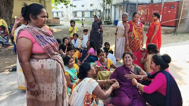 बिहारशरीफ: सुनसान जगह पर मिला ई-रिक्शा चालक राहुल का शव, दोस्तों पर पीट-पीटकर हत्या करने का आरोप बिहारशरीफ: सुनसान जगह पर मिला ई-रिक्शा चालक राहुल का शव, दोस्तों पर पीट-पीटकर हत्या करने का आरोप